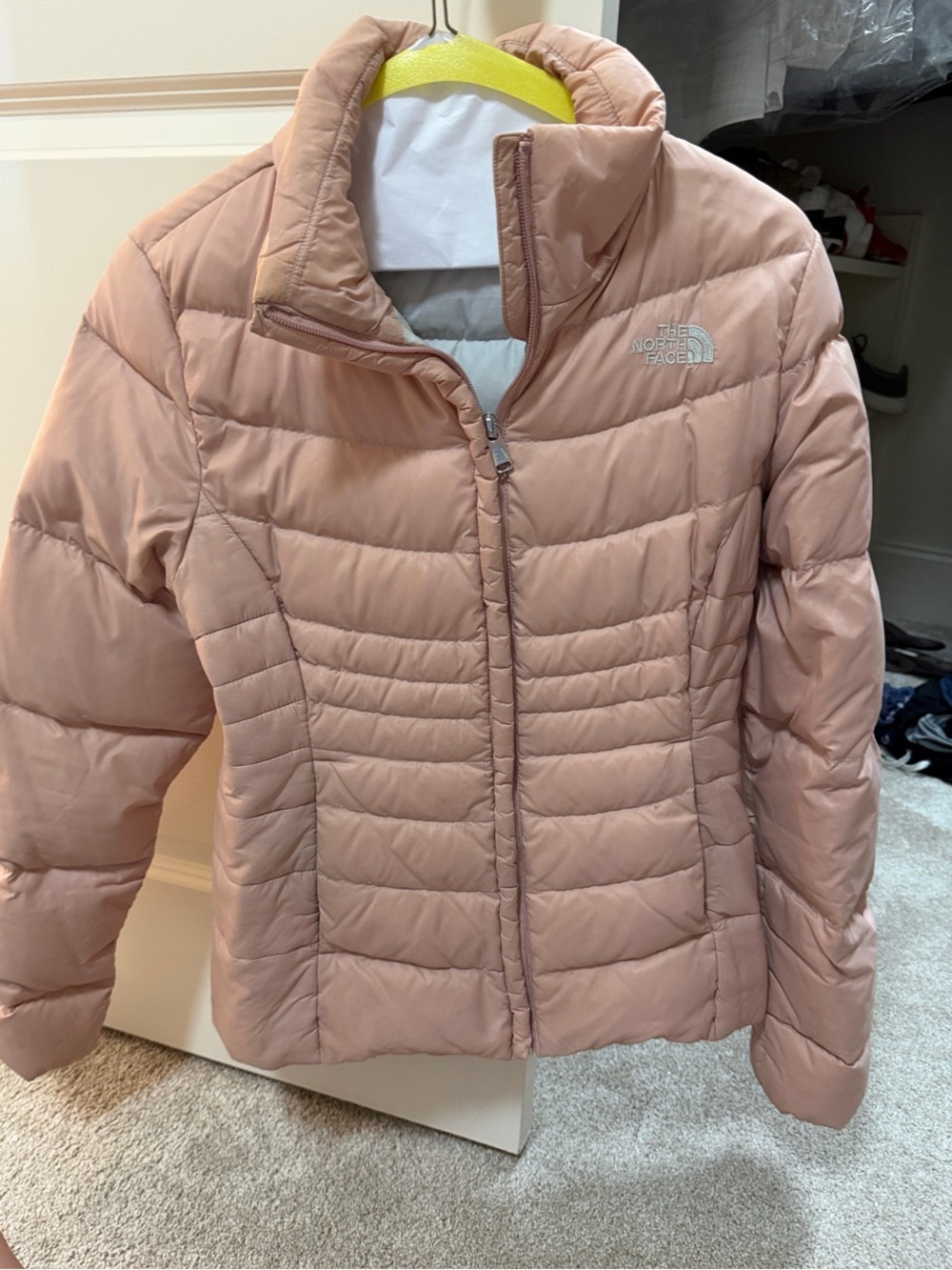 The North Face Women's Dusty Rose Quilted Puffer Jacket